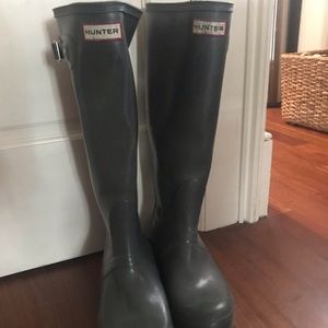 Tall gray Hunter rain boots